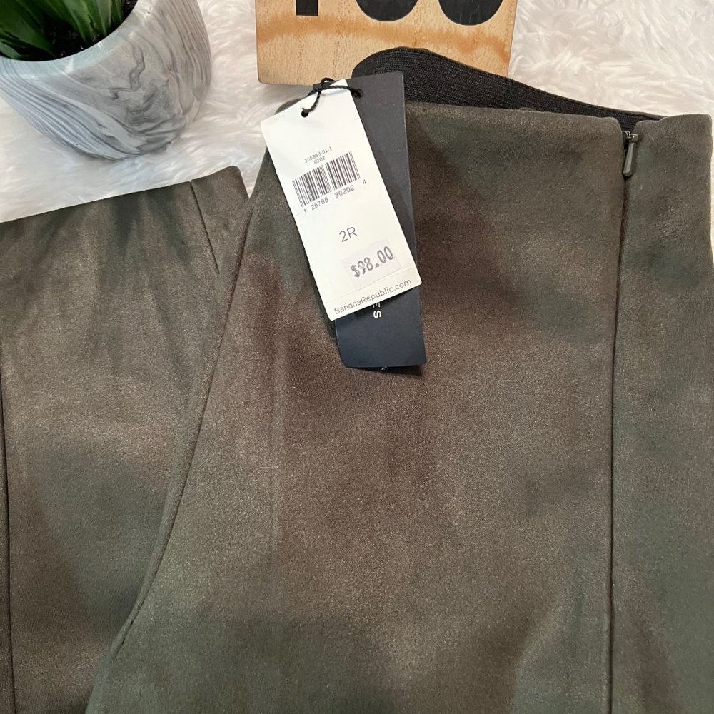 Banana Republic Devon Faux Suede Pants/Leggings - Picture 3 of 9